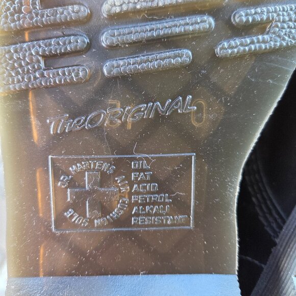 Sz 7 (UK 5) Dr. Martens Black "Jameson" Leather Zipper Boots LIKE NEW - Picture 10 of 10